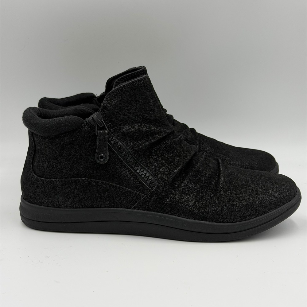 NWB Clarks Cloudsteppers Breeze Path Black Ruched Ankle Boots Womens Size 7